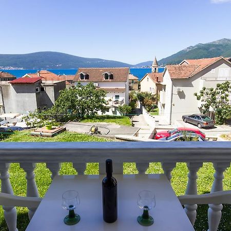 St. Roko Guest House Donja Lastva Exterior foto